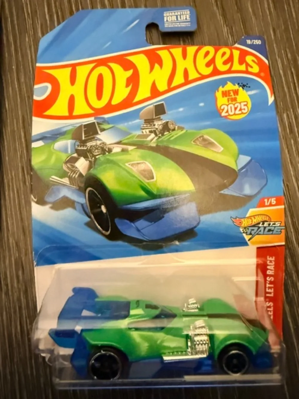 Hot Wheels collectible vehicles (3 pc)